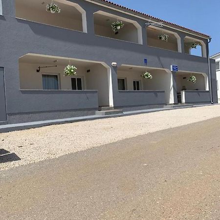 Apartmani Caganic Villa Bledi 비르 외부 사진